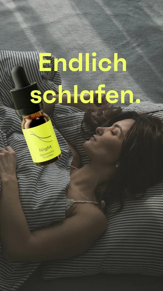 Schlafende Frau mit Bettdecke